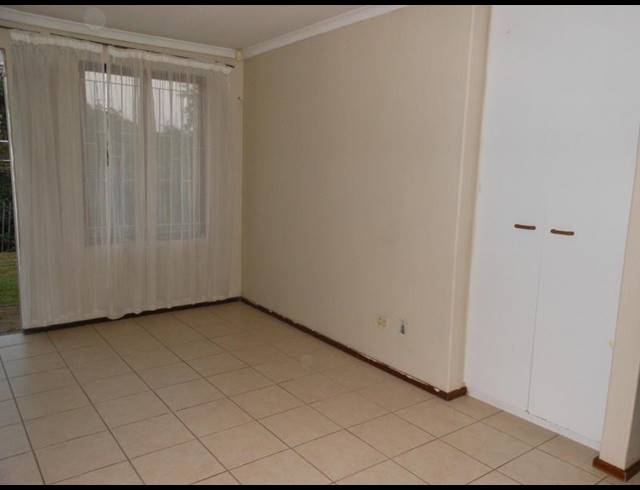 2 BEDROOM PROPERTY TO RENT IN BELLAIR